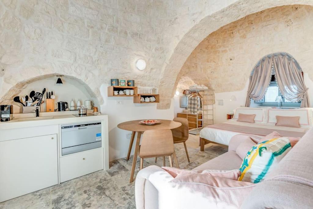 Trullo Under The Apulian Sky By Raro Villas マルティナ・フランカ エクステリア 写真