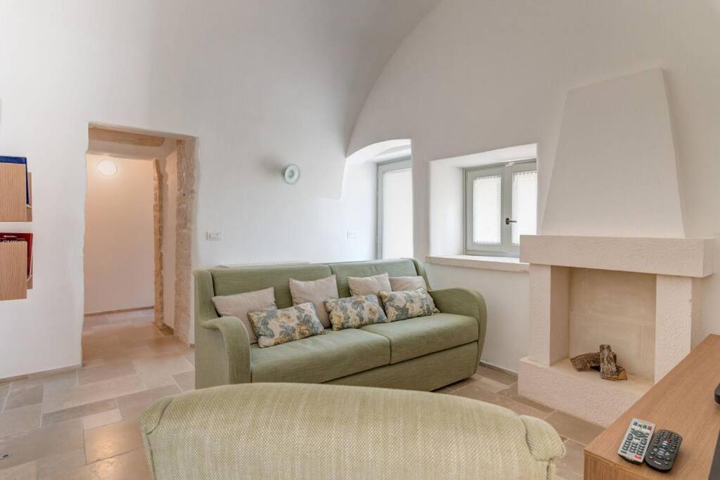 Trullo Under The Apulian Sky By Raro Villas マルティナ・フランカ エクステリア 写真